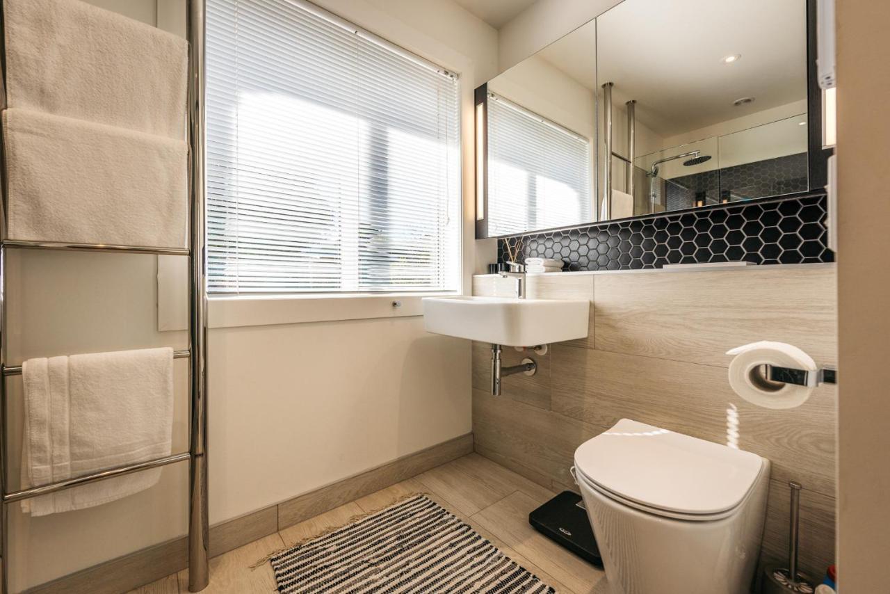 Moa Magic - Oneroa Holiday Home Екстер'єр фото