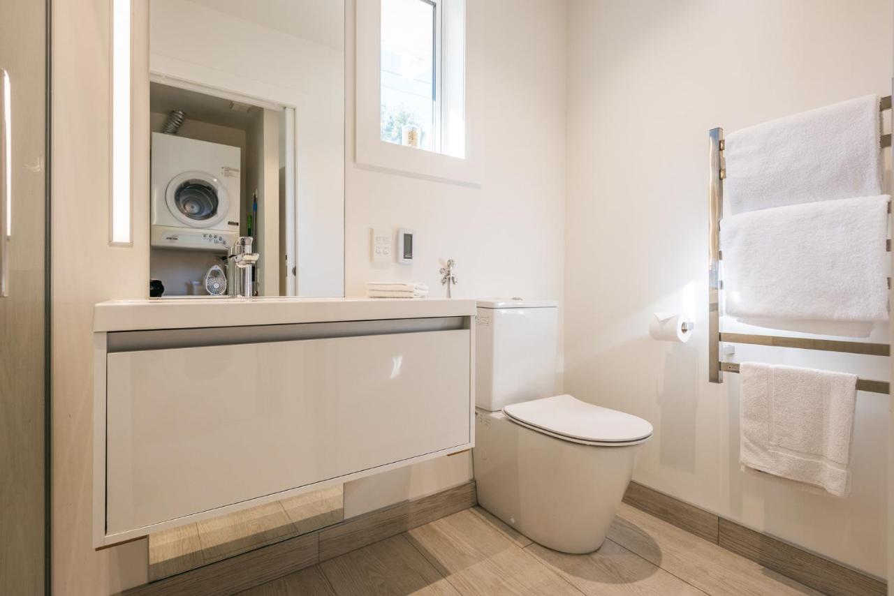 Moa Magic - Oneroa Holiday Home Екстер'єр фото
